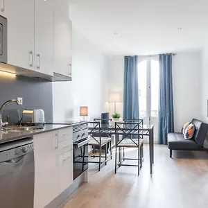  Apartment Bright With Balconies 34