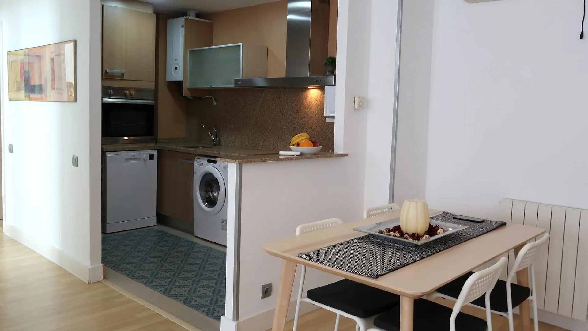 Apartments Bcn Central-Montjuic Barcellona 0*,  Spagna